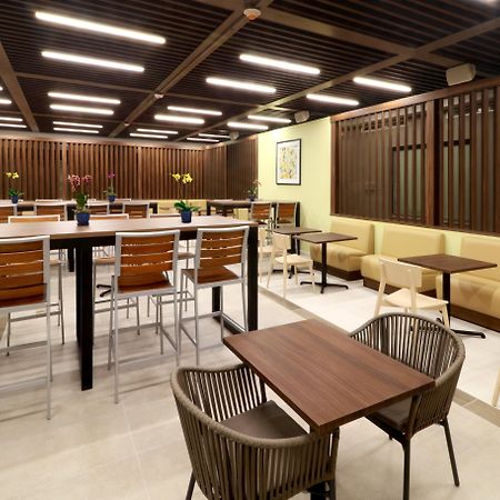Holiday Inn Express & Suites - Playa Del Carmen By Ihg Eksteriør bilde