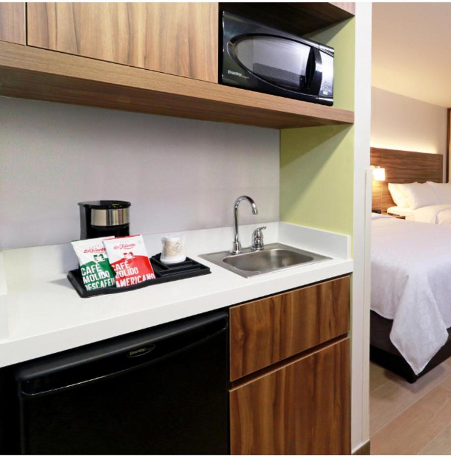 Holiday Inn Express & Suites - Playa Del Carmen By Ihg Eksteriør bilde