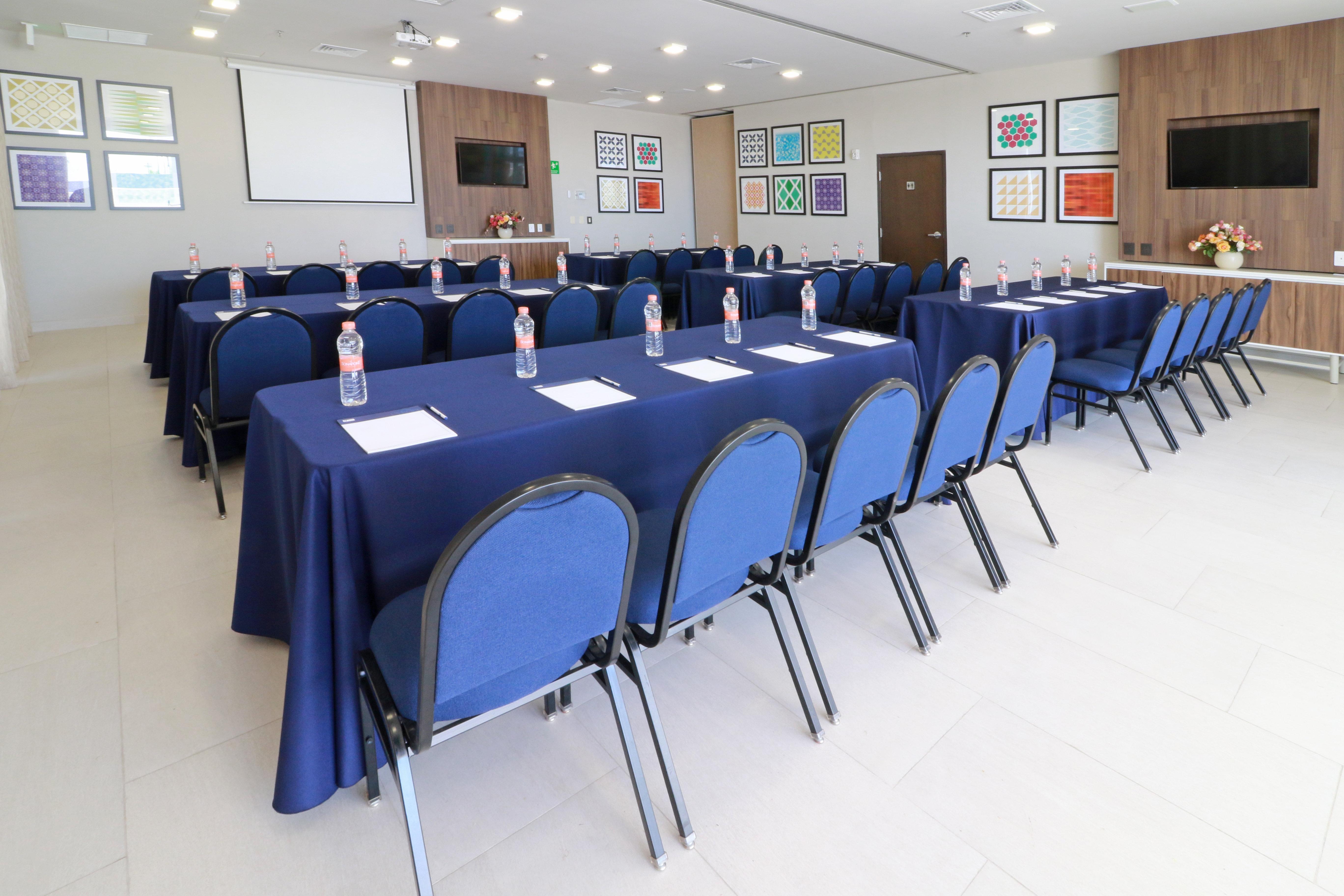 Holiday Inn Express & Suites - Playa Del Carmen By Ihg Eksteriør bilde