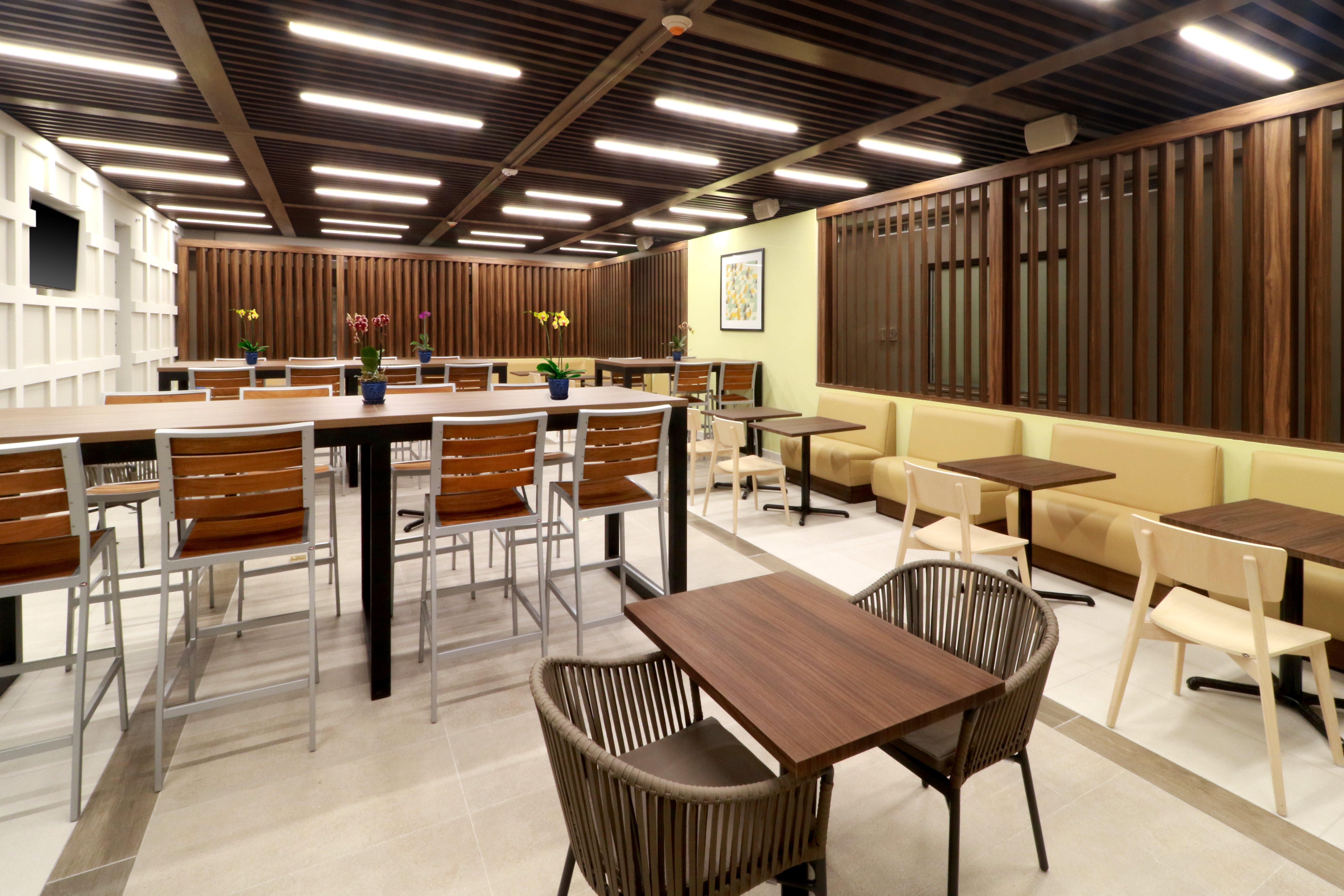 Holiday Inn Express & Suites - Playa Del Carmen By Ihg Eksteriør bilde
