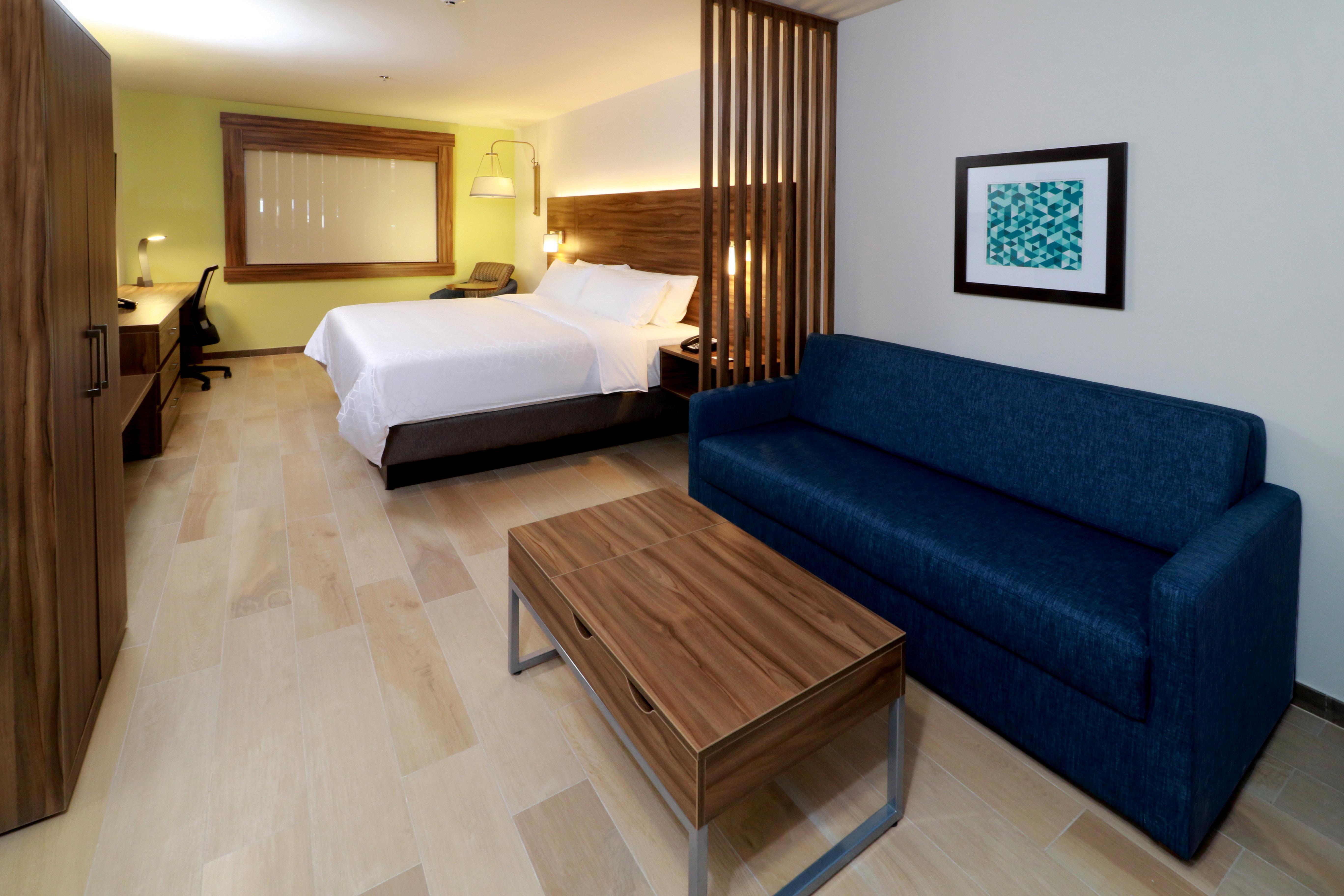 Holiday Inn Express & Suites - Playa Del Carmen By Ihg Eksteriør bilde