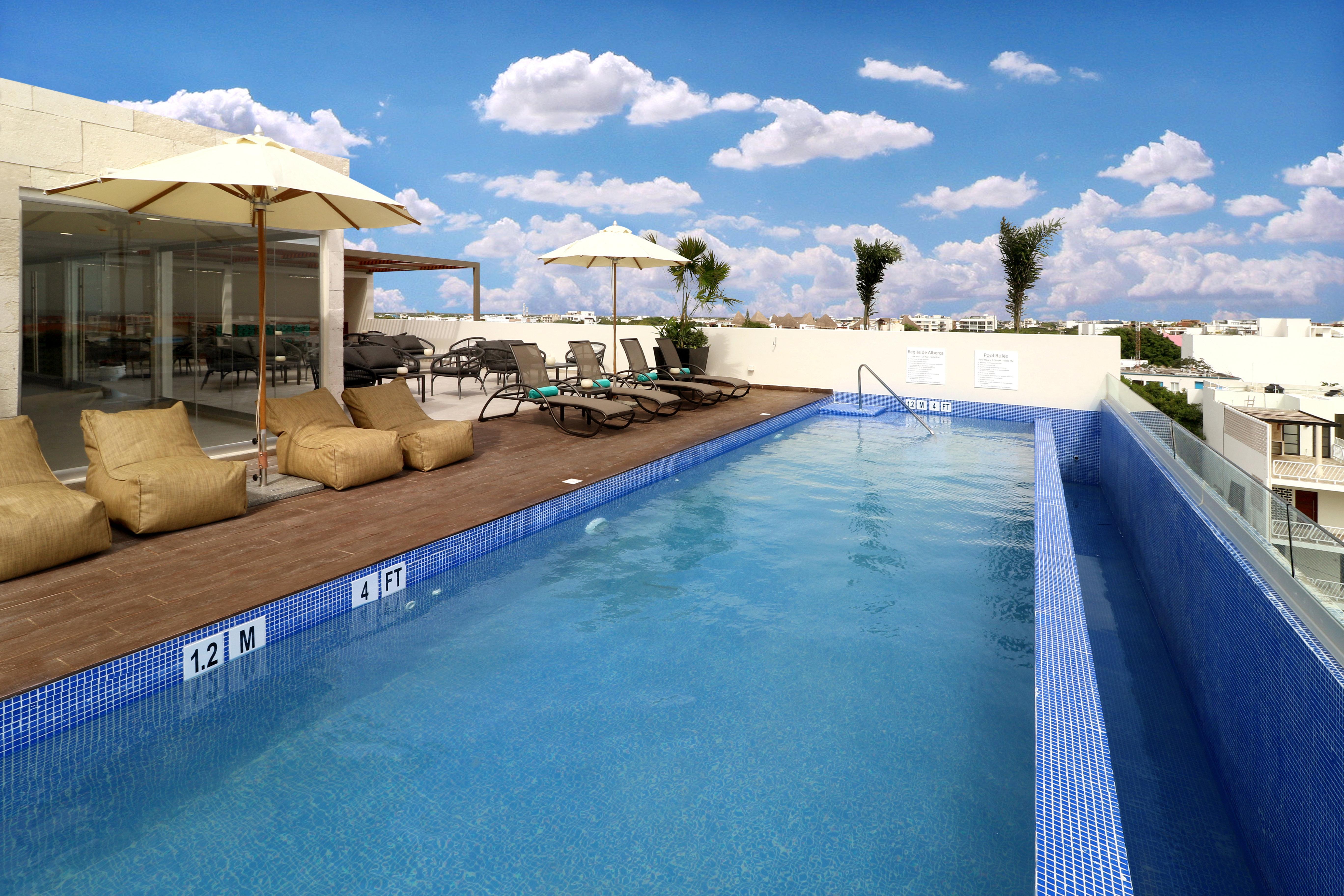 Holiday Inn Express & Suites - Playa Del Carmen By Ihg Eksteriør bilde